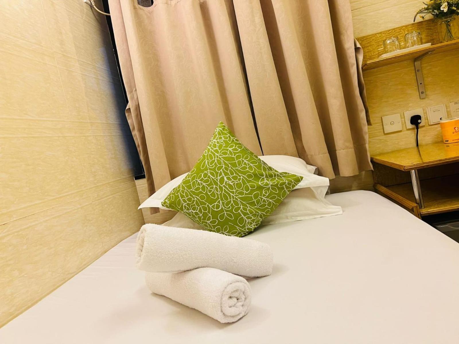 Holiday Guest House Гонконг Екстер'єр фото