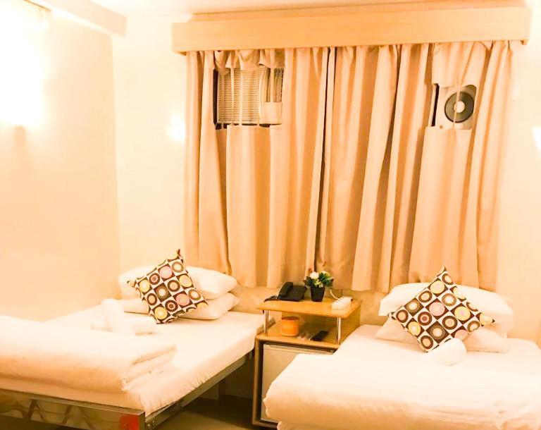 Holiday Guest House Гонконг Екстер'єр фото